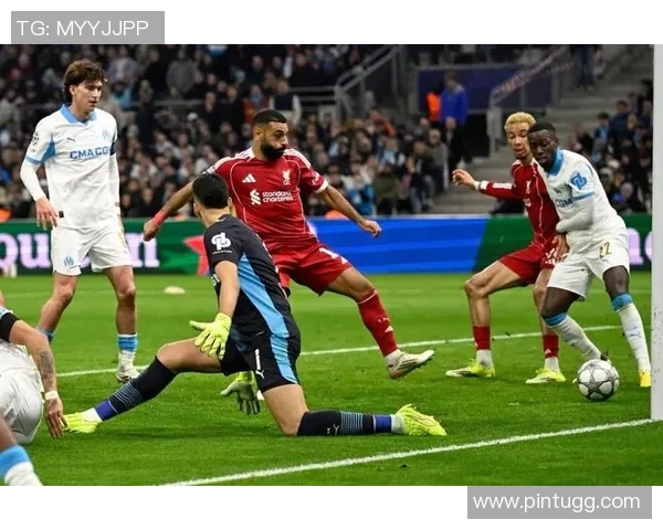 中超精彩对决拜仁逆转利物浦乌龙球引爆全场激情