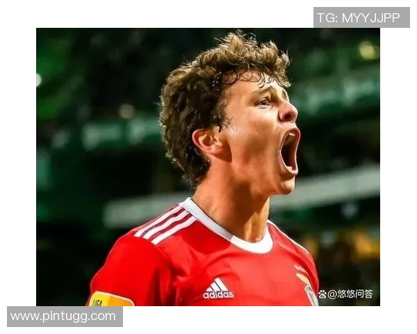 德甲惊现冷门曼联逆转本菲卡上演4-3绝杀全场沸腾