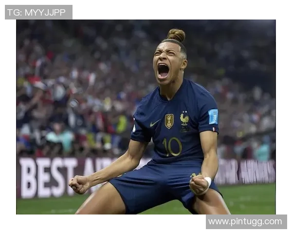 那不勒斯狂胜巴萨5-1帽子戏法点燃国王杯激情瞬间回顾