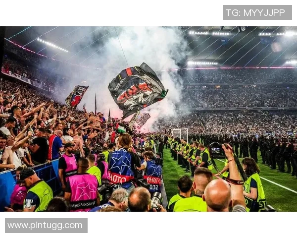 热刺狂胜巴黎圣日耳曼6-2赛场瞬间引发热烈反响与讨论